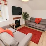 Сasa de vacaciones 4 Maypole *